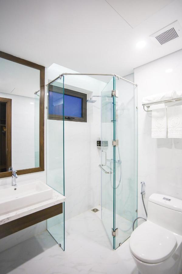 Minh Quan - Center By Hos Hotel 3*